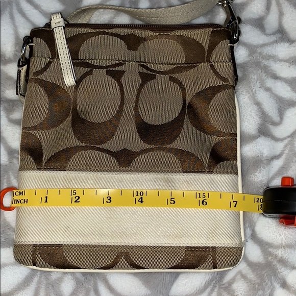 Coach crossbody - Picture 7 of 8